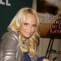 Kristin Chenoweth signs copies of her new album 'Some Lessons Learned' | Picture 75397